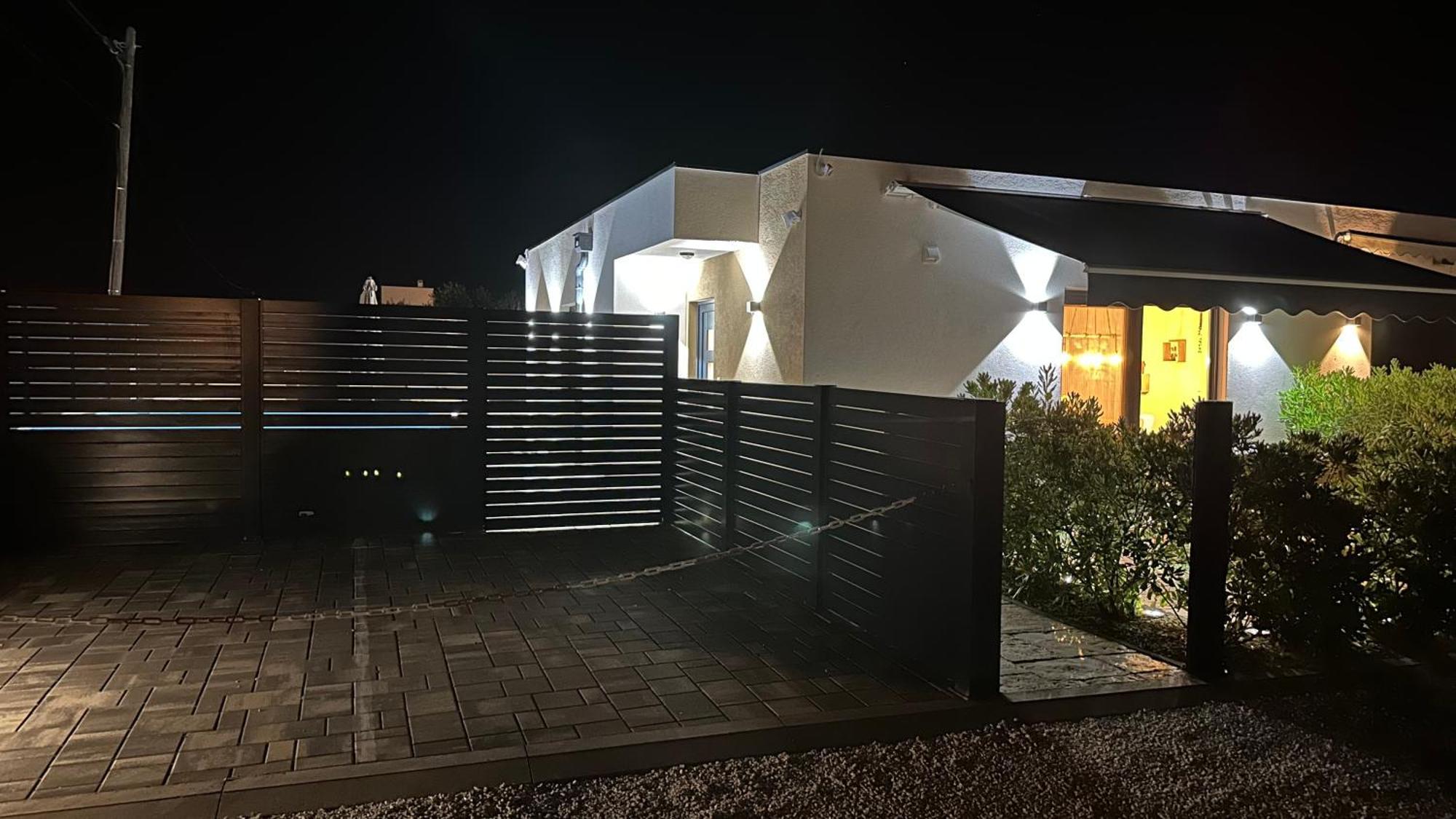 Poolhouse Flip Flop - Mit Privatem Pool Villa Vir Dış mekan fotoğraf